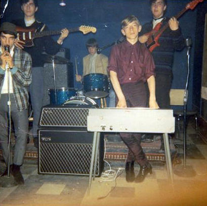 The
                                005